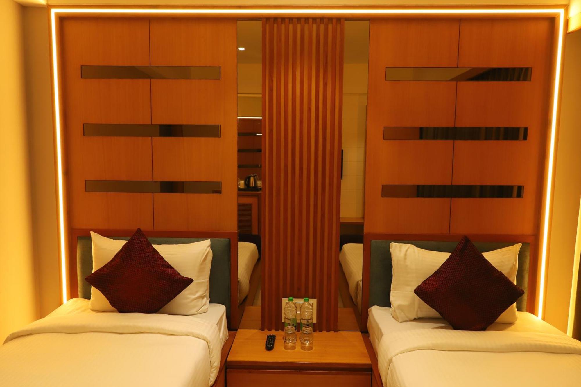 Alba Inn, Vijay Nagar Indore Exterior photo